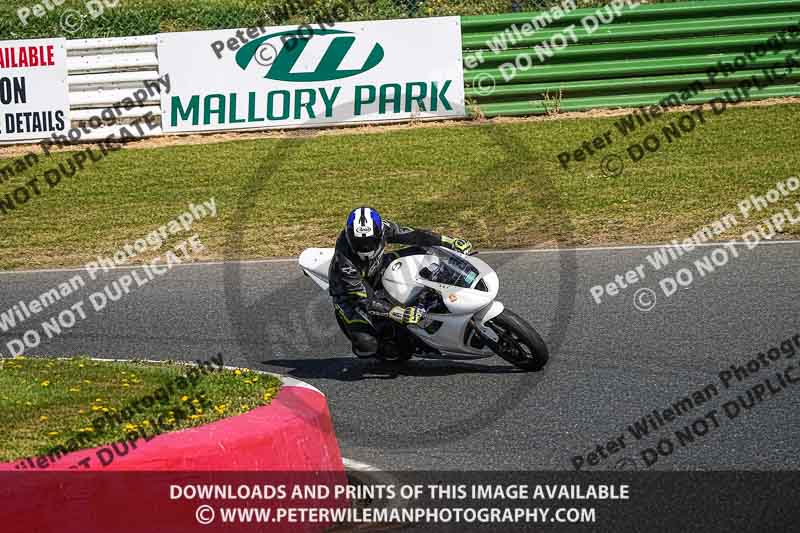 enduro digital images;event digital images;eventdigitalimages;mallory park;mallory park photographs;mallory park trackday;mallory park trackday photographs;no limits trackdays;peter wileman photography;racing digital images;trackday digital images;trackday photos